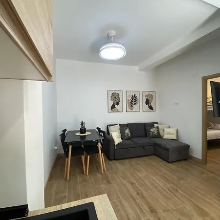 Bajo El Mar Junto Al Puerto Ferienhaus